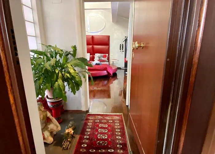 Ave Apartment Rom